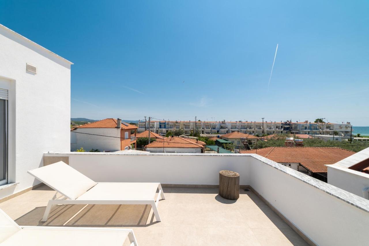 Dionysos Residential Complex Lägenhet Ofrínion Exteriör bild